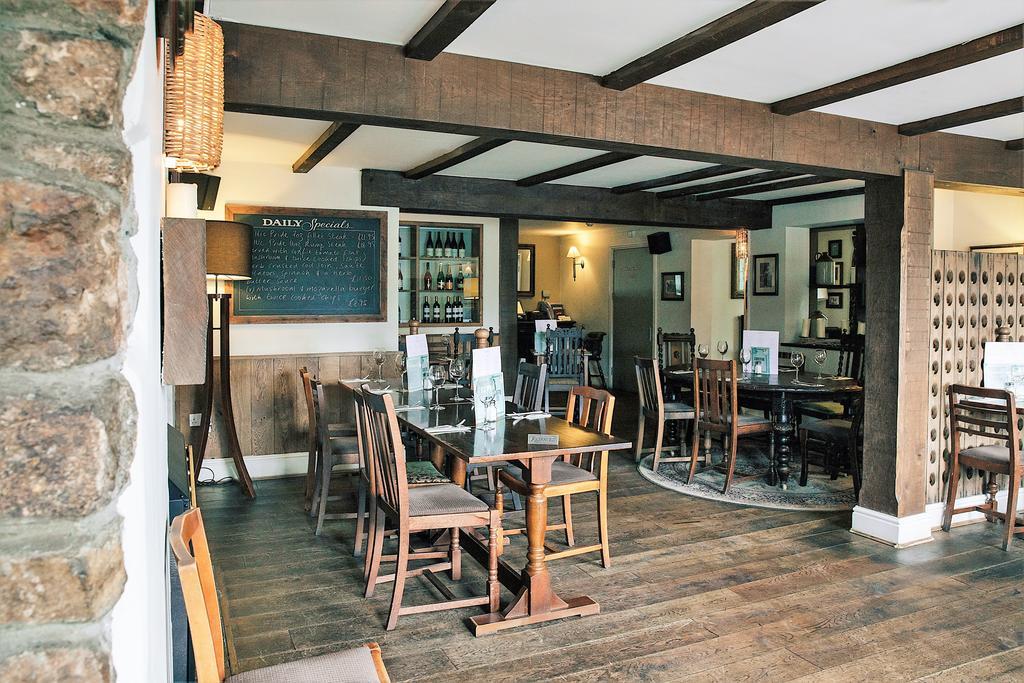 Rose And Crown Hotel Porthcawl Exterior foto